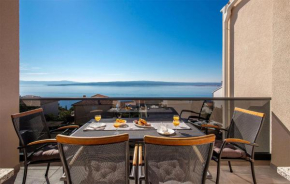 Stunning Apartment In Dramalj With House Sea View